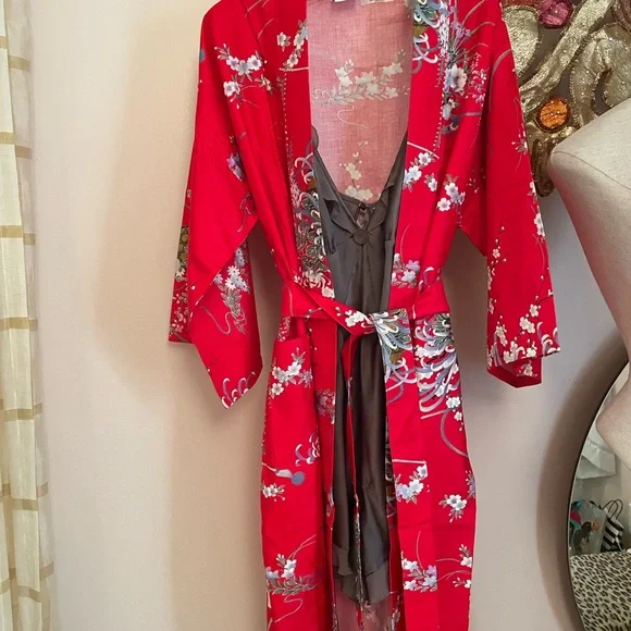 Brown Silk Step In with V-Neck, Sheer Back and Side Detail Ruffle Neckline VS - Picture 9 of 9